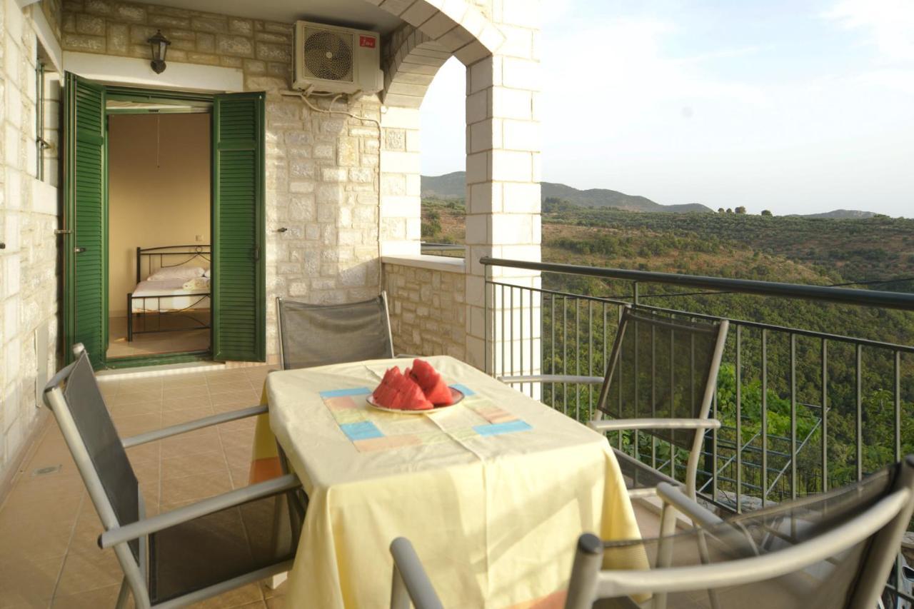 Papadeas Villas Megali Mantineia Exterior foto